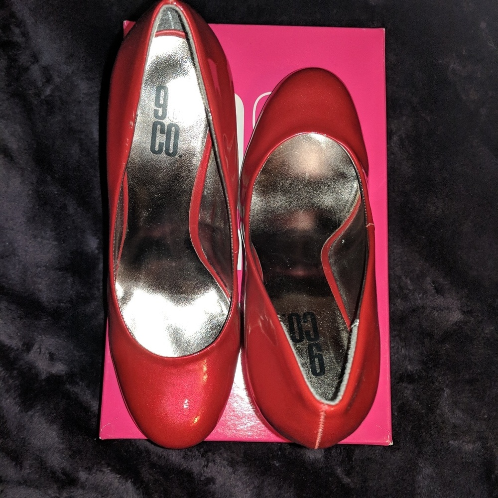 Red pumps, 9 & Co. Sz 8.5